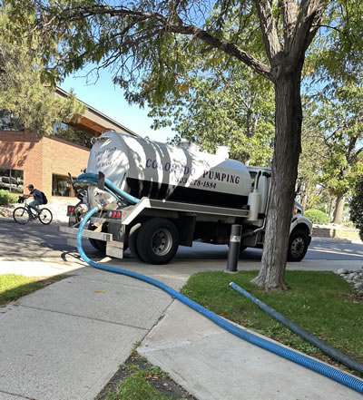 Aurora Colorado, Septic Tank Pumping and Grease Trap Pumping Services.